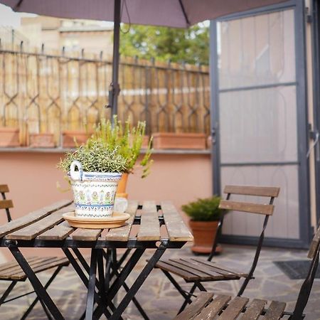 Palazzina Mariani Aparthotel Rome Exterior photo